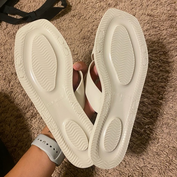 Steve Madden Off White Sandal -- Never worn! - Picture 2 of 4
